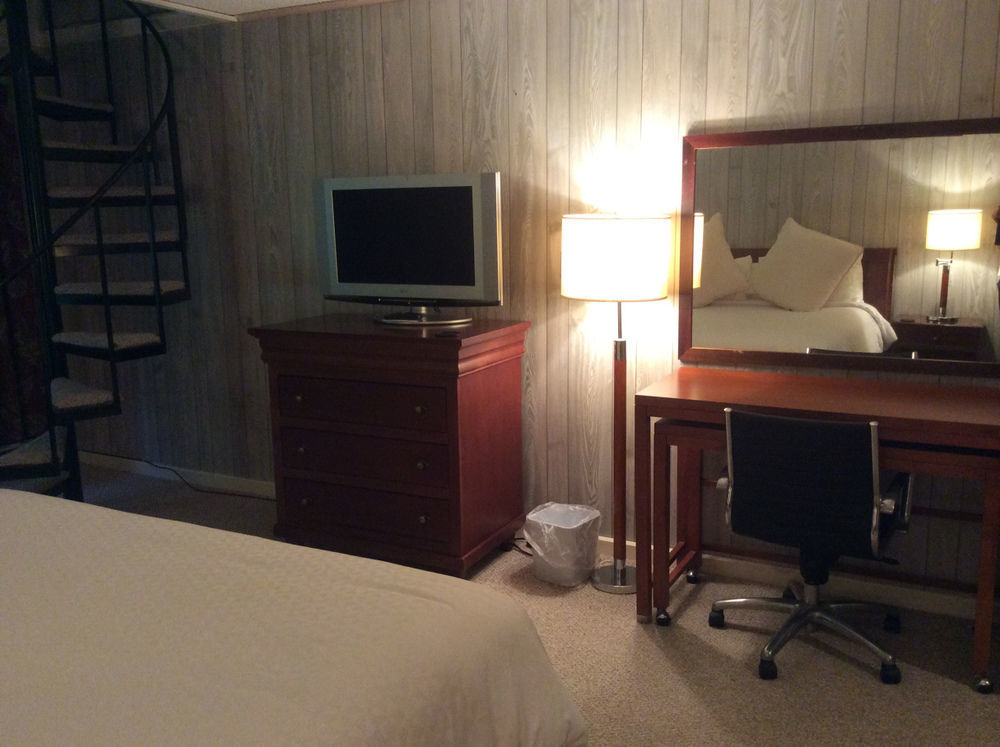 Stoneham Evergreen Valley Inn מראה חיצוני תמונה